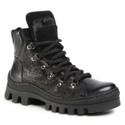 Trapery Lasocki. Czarne traperki Lasocki, bez wzorów, bez obcasa, bez zapięcia. Za 120.99 zł.