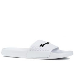 Klapki sportowe basenowe Champion DAYTONA. Białe klapki Champion, bez wzorów, sportowe, bez obcasa, bez zapięcia. W wyprzedaży za 78.00 zł.