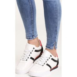 Białe Buty Sportowe Story Goes. Buty sportowe lifestyle marki KALENJI. Za 59.99 zł.