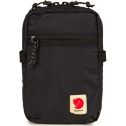 Torebka FJALLRAVEN HIGH COAST POCKET. Zielone torebki klasyczne Fjällräven, bez wzorów, z nylonu, bez dodatków. W wyprzedaży za 119.00 zł.