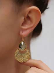 Pierres delicates Pozłacane kolczyki z prehnitem rozmiar: onesize. Szare kolczyki Pierres delicates, z prehnitem, pozłacane. Za 95.69 zł.