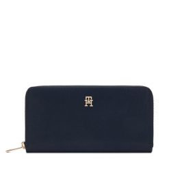 Portfel Tommy Hilfiger. Niebieskie portfele Tommy Hilfiger, bez wzorów, z nylonu. Za 249.99 zł.