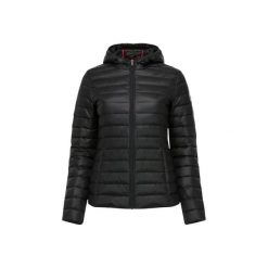 Damska lekka kurtka z kapturem JOTT Cloe Noos. Czarne kurtki jott, bez wzorów, z puchu, eleganckie, z kapturem. Za 770.00 zł.