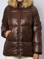 Pikowana kurtka puffer - brązowy. Brązowe kurtki Sinsay, l, bez wzorów, bez kaptura. Za 99.99 zł.