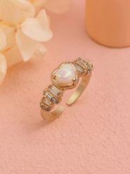 Lodie Silver Pierścionek z kamieniem ozdobnym rozmiar: onesize. Szare pierścionki Lodie Silver, z cyrkonią, z mosiądzu. Za 30.99 zł.