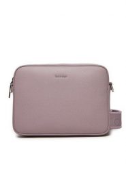 Calvin Klein Torebka Ck Must Small Camera Bag_Caviar K60K613084 Fioletowy. Fioletowe listonoszki Calvin Klein, bez wzorów, ze skóry, bez dodatków. Za 299.99 zł.