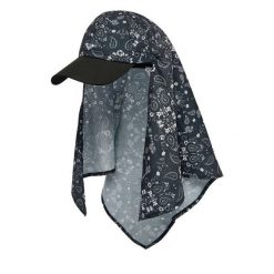 Czapka z daszkiem Roxy. Czarne czapki z daszkiem Roxy, bez wzorów. Za 99.99 zł.