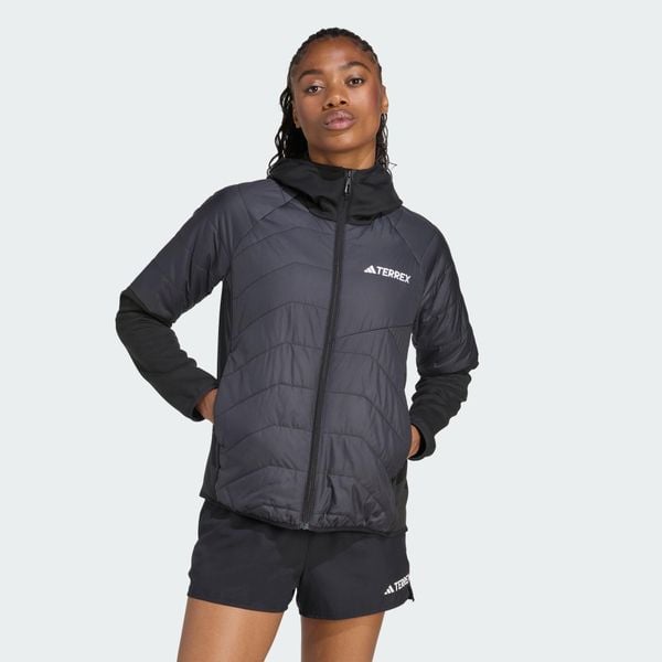 Ocieplana hybrydowa kurtka z kapturem Terrex Multi CLIMAWARM. Czarne kurtki adidas, s, bez wzorów, z dzianiny, klasyczne, z kapturem. Za 517.70 zł.