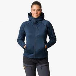 Bluza z kapturem Hiking damska Swedemount Lofoten Tech Stretch Hood wodoodporna. Niebieskie bluzy z kapturem SWEDEMOUNT, bez wzorów, z kapturem. Za 279.99 zł.
