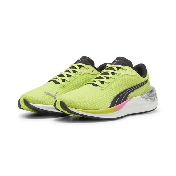 Damskie buty do biegania PUMA Electrify NITRO™ 3. Czarne buty do biegania Puma, bez wzorów, bez zapięcia, do biegania. W wyprzedaży za 349.00 zł.