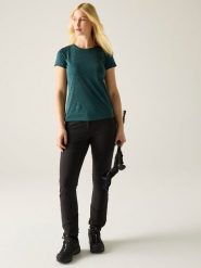 Regatta Spodnie trekkingowe "Mountain III" w kolorze czarnym rozmiar: 42. Czarne spodnie dresowe Regatta, bez wzorów. Za 198.56 zł.