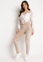 Ciemnobeżowy Komplet Dresowy z Weluru Bluza z Kapturem z Ozdobnym Wzorem i Spodnie Grouvia. Brązowe bluzy Born2be, m, bez wzorów, z dresówki, bez ramiączek, z kapturem. W wyprzedaży za 59.49 zł.