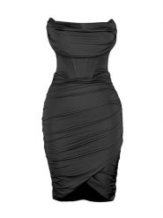 Trendyol Sukienka w kolorze czarnym rozmiar: 36. Czarne sukienki Trendyol, bez wzorów, bez kołnierzyka, bez ramiączek, mini. Za 89.05 zł.