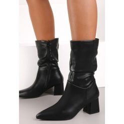 Czarne Botki Lolan. Czarne botki Renee, z aplikacjami, ze skóry ekologicznej, eleganckie, ze szpiczastym noskiem, bez obcasa, na obcasie, bez zapięcia. W wyprzedaży za 167.99 zł.