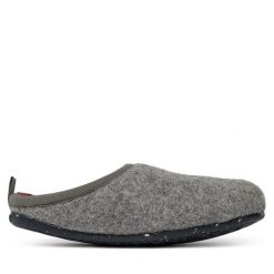 Kapcie Camper. Szare kapcie Camper, bez wzorów. Za 299.99 zł.