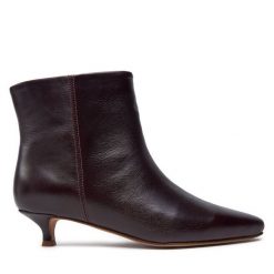 Botki Balagan. Czerwone botki BALAGAN, bez wzorów, bez obcasa, na szpilce, bez zapięcia. Za 599.99 zł.
