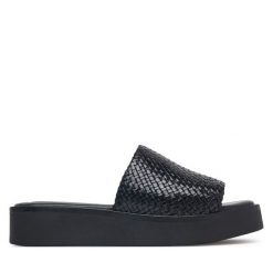 Klapki Vagabond Shoemakers. Czarne klapki Vagabond Shoemakers, bez wzorów, bez obcasa, bez zapięcia. Za 519.99 zł.
