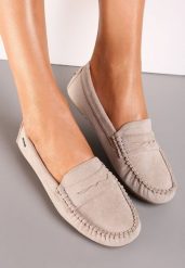 Ciemnobeżowe Mokasyny Lithiiche. Brązowe mokasyny Renee, z aplikacjami, ze skóry. Za 99.99 zł.