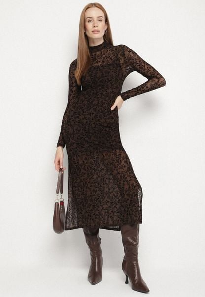 Brązowa Dopasowana Sukienka Koktajlowa z Wiskozą z Welurowym Wzorem Kwiatów Alerre. Brązowe sukienki Born2be, na co dzień, l, bez wzorów, z weluru, wizytowe, bez kołnierzyka, bez ramiączek, maxi, dopasowane. Za 149.99 zł.