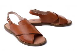 RIEKER REMONTE D3650-24 brown, sandały damskie. Brązowe sandały Rieker Remonte, bez wzorów, ze skóry, bez obcasa, bez zapięcia. Za 329.90 zł.