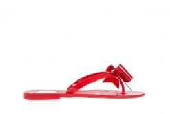 Japonki T&G Fashion 22-123 Red, Czerwony, Guma - 35-36. Czerwone japonki t&g, z aplikacjami, z gumy, klasyczne. W wyprzedaży za 26.10 zł.