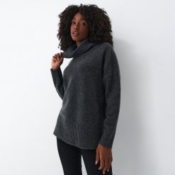 Sweter z golfem oversize - Czarny. Czarne swetry Mohito, l, bez wzorów, bez ramiączek. Za 159.99 zł.