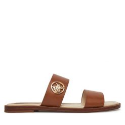 Klapki Beverly Hills Polo Club. Brązowe klapki Beverly Hills Polo Club, bez wzorów, bez obcasa, bez zapięcia. Za 139.99 zł.