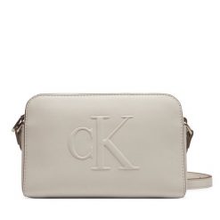Torebka Calvin Klein Jeans. Listonoszki Calvin Klein Jeans, bez wzorów, z jeansu, bez dodatków. Za 179.99 zł.