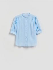 Koszula z krótkim rękawem - jasnoniebieski. Niebieskie koszule Reserved, l, bez wzorów, z tkaniny, bez kołnierzyka, bez ramiączek. Za 99.99 zł.