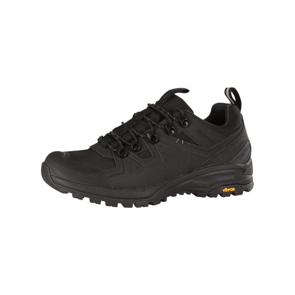 Buty trekkingowe niskie unisex Alpine Pro Omere Vibram. Czarne buty trekkingowe Alpine Pro, bez wzorów, przed kostkę, bez zapięcia, trekkingowe. W wyprzedaży za 419.00 zł.