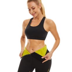 Szorty wyszczuplające, SlimBody!. Czarne szorty sportowe SLIMBODY, bez wzorów, z neoprenu, na fitness i siłownię. W wyprzedaży za 179.00 zł.