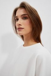 Bluza z wiązaniem w pasie. Bluzy MOODO, xl, bez wzorów, z bawełny, bez kaptura. W wyprzedaży za 54.99 zł.