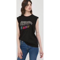 Silvian Heach top bawełniany kolor czarny. Czarne topy Silvian Heach, l, bez wzorów, z bawełny, bez kołnierzyka, bez ramiączek. Za 259.99 zł.