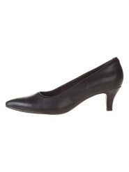 Clarks Skórzane czółenka "Linvale Jerica" w kolorze czarnym rozmiar: 39. Czarne czółenka Clarks, bez wzorów, klasyczne, bez obcasa, na szpilce, bez zapięcia. Za 214.95 zł.