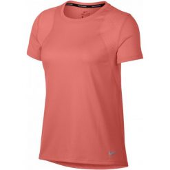 Nike Koszulka Biegowa Damska W Nk Run Top Ss, Crimson Pulse L. Topy sportowe marki Nike. W wyprzedaży za 75.00 zł.