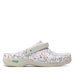 Klapki Nursing Care. Białe klapki Nursing Care, bez wzorów, bez obcasa, bez zapięcia. Za 299.99 zł.