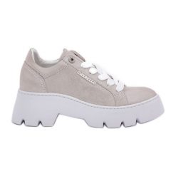 Sneakersy Buty Sportowe Na Platformie CheBello 4632 Srebrne srebrny. Szare buty treningowe bez wzorów, ze skóry, bez zapięcia. Za 683.46 zł.