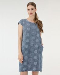LNIANA SUKIENKA Z HAFTOWANYMI KWIATAMI. Sukienki Unisono, na co dzień, l, bez wzorów, prążkowane, bez kołnierzyka, bez ramiączek, mini, proste. Za 219.00 zł.