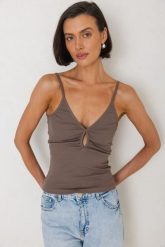TOP GIGI KAKAO L - Flawless. Topy Flawless, l, bez wzorów, z bawełny, eleganckie, bez kołnierzyka, bez ramiączek. Za 133.60 zł.