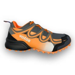 Buty do chodzenia sportowe VOXOR GO. Brązowe buty treningowe VOXOR, bez wzorów, ze skóry, bez zapięcia, trekkingowe. Za 313.50 zł.