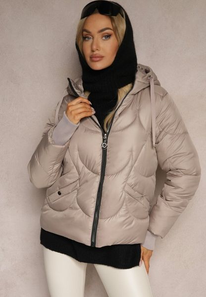 Ciemnobeżowa Pudełkowa Kurtka z Pikowanymi Przeszyciami i Kapturem Semirielle. Brązowe kurtki Renee, l, bez wzorów, z jeansu, eleganckie. Za 239.99 zł.