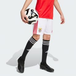 Szorty Benfica 25/26 Home Kids. Białe szorty adidas, bez wzorów, sportowe. Za 179.00 zł.