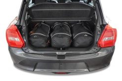 Torby Do Bagażnika Suzuki Swift 2017-2024 3Szt Kjust. Czarne torby podróżne KJUST, bez wzorów, z kauczuku. Za 729.00 zł.