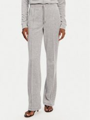 Juicy Couture Spodnie dresowe Tina JCAPW045 Szary Regular Fit. Szare spodnie dresowe Juicy Couture, bez wzorów, z dresówki. Za 299.99 zł.