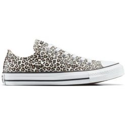 Buty sportowe Converse Chuck Taylor All Star. Brązowe buty treningowe Converse, bez wzorów, bez zapięcia. Za 490.00 zł.