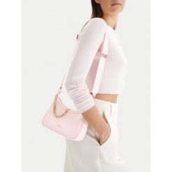 Torebka JENNY. Czerwone torebki klasyczne Jenny, bez wzorów, klasyczne, bez dodatków. Za 129.99 zł.