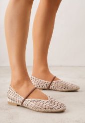 Jasnobeżowe Ażurowe Balerinki z Imitacji Plecionki z Paskiem Naeraea. Brązowe baleriny Born2be, w ażurowe wzory, klasyczne, bez obcasa, bez zapięcia. Za 99.99 zł.