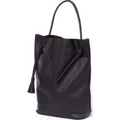 Shopperka skórzana Look made with Love Paris Look 5552 czarna. Czarne torebki klasyczne Look made with Love, z aplikacjami, ze skóry, bez dodatków. Za 399.99 zł.