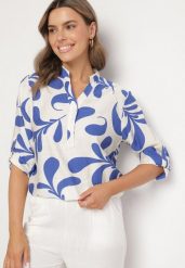 Niebiesko-Biała Koszulowa Bluzka z Wiskozy w Roślinny Wzór z Dekoltem w Serek Koladoretia. Niebieskie bluzki Born2be, m, bez wzorów, z jeansu, eleganckie, bez kołnierzyka, bez ramiączek. W wyprzedaży za 55.24 zł.