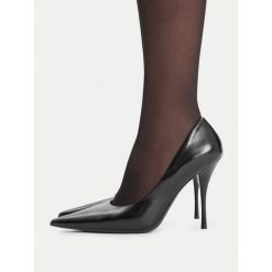 Szpilki Eva Minge. Czarne szpilki Eva Minge, bez wzorów, bez obcasa, na szpilce, bez zapięcia. Za 379.99 zł.